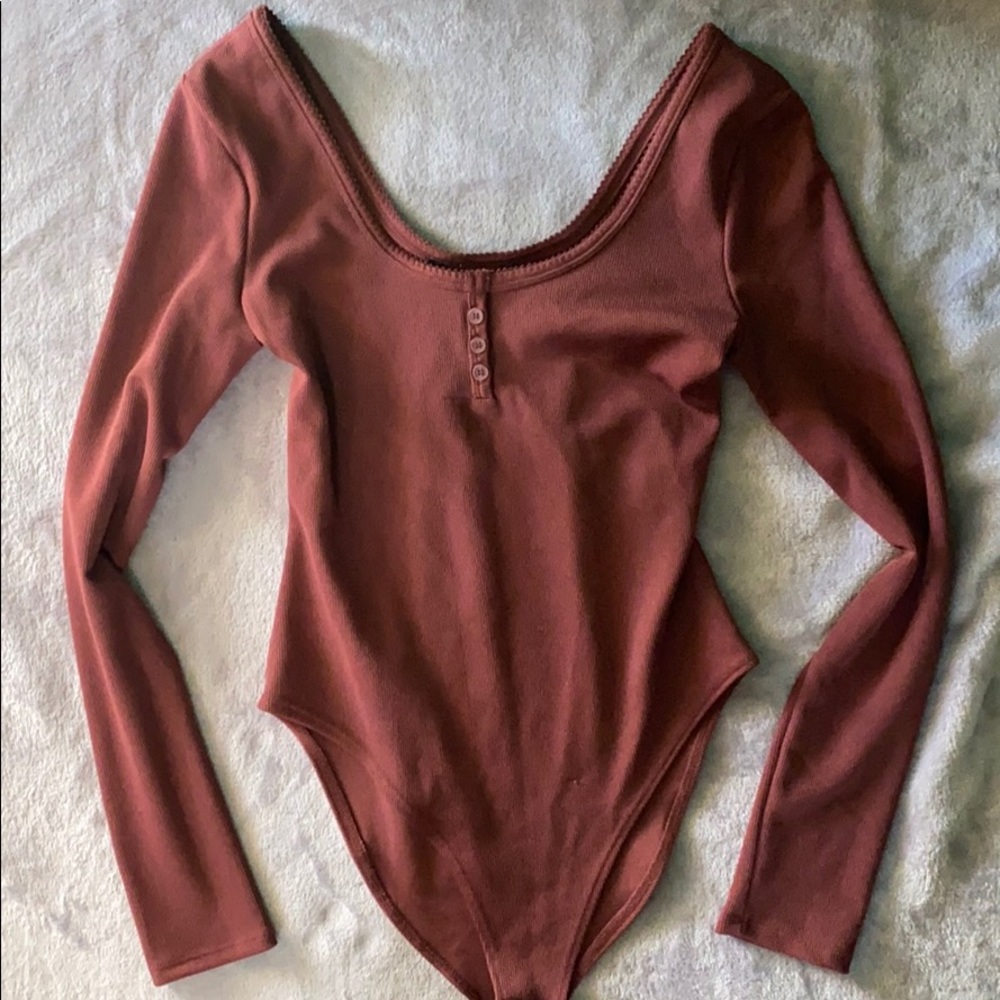 Snap button Bodysuit